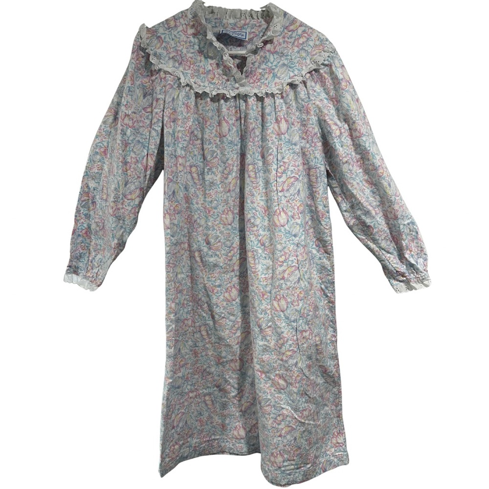 Vintage Lanz of Salzburg Floral Flannel Nightgown Cottagecore Prairie Medium